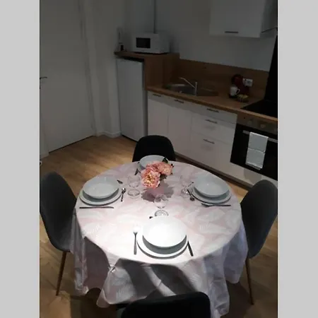 La Canisse 2 : Joli - Sur Lägenhet